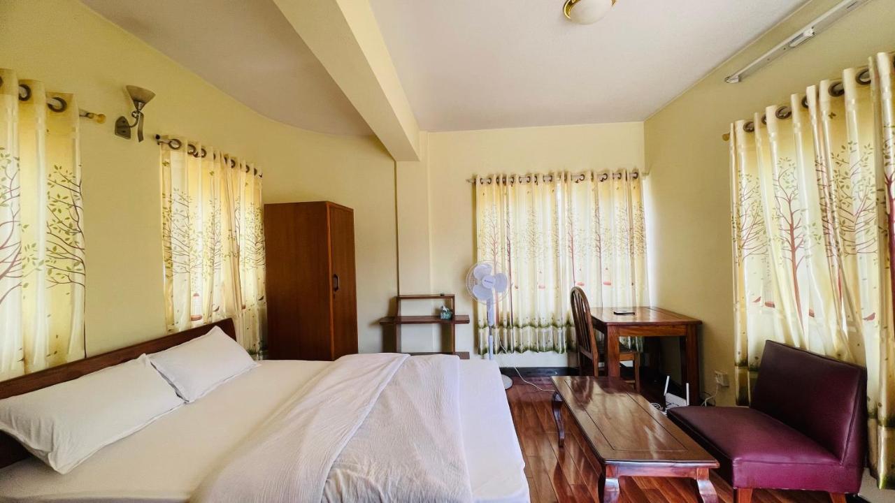 Rooftop Studio And 2Bhk Apartments In Kathmandu'S Most Happening Place Esterno foto